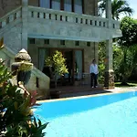 Dewi Ayu Accommodation