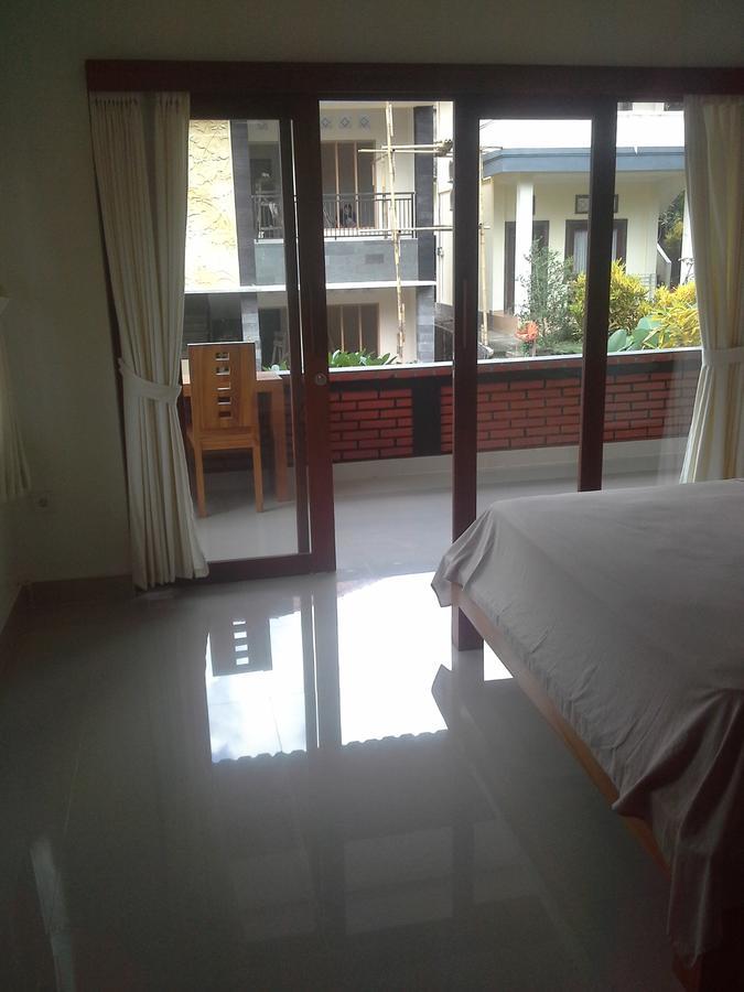 Casa de hóspedes Dewi Ayu 3*